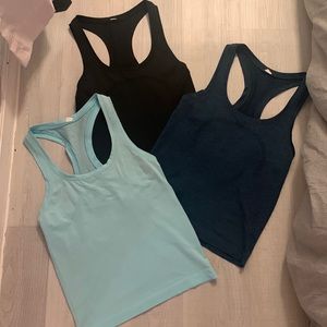 3 pack lululemon tops